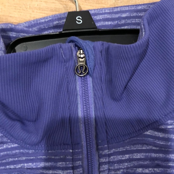 Lululemon long sleeve top - Picture 4 of 7